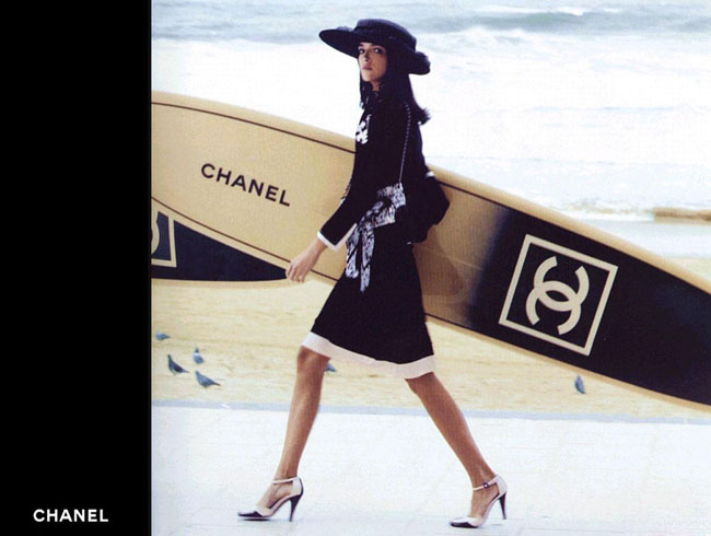 Girl With A Surfboard: Designer Surfboards????