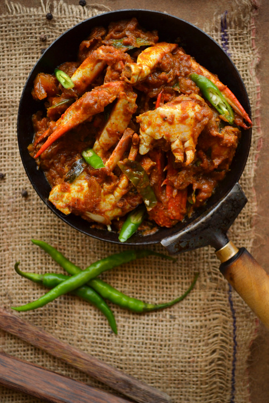 NADAN NJANDU ROAST / KERALA STYLE SPICY CRAB ROAST kurryleaves