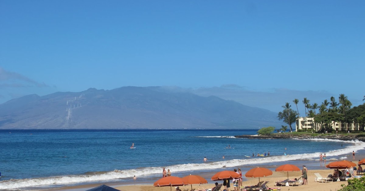 Closet Canuck Canadians flock to Hawaii during the cold, dark months