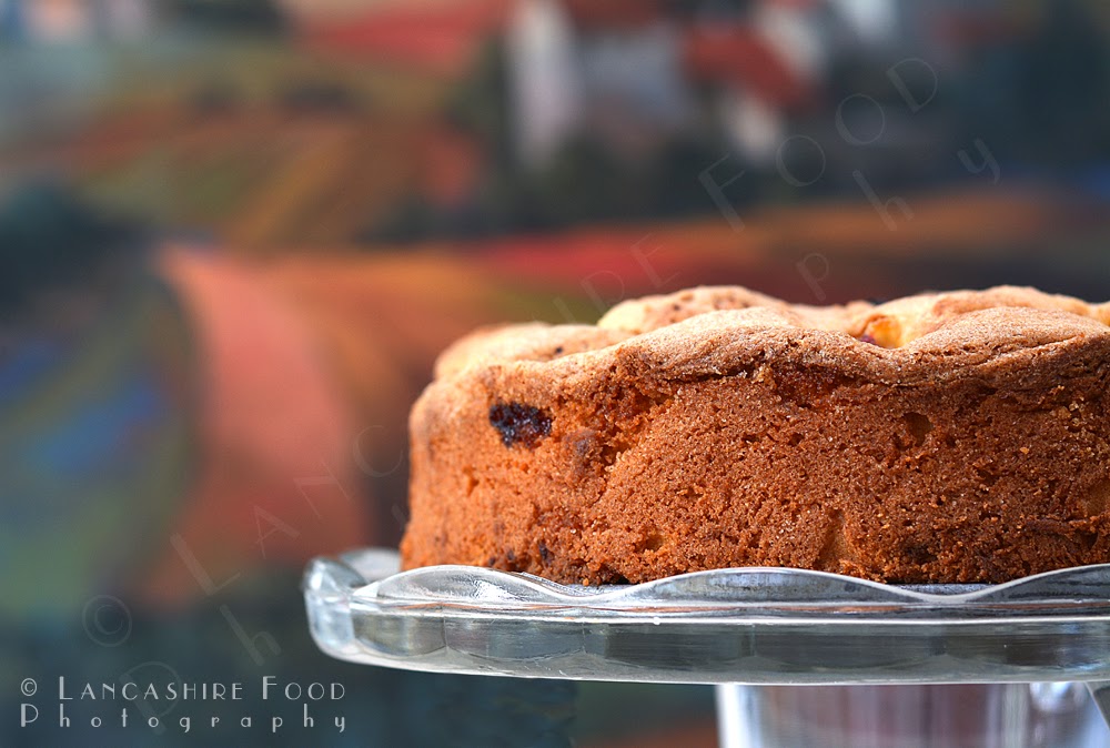 Stunningly Simple And Very Rustic This Cake Needs No More Embellishment Than A Light Dusting With Icing Sugar Stunningly Simple And Very Rustic This Cake Needs No More Embellishment Than A Light Dusting With Icing Sugar