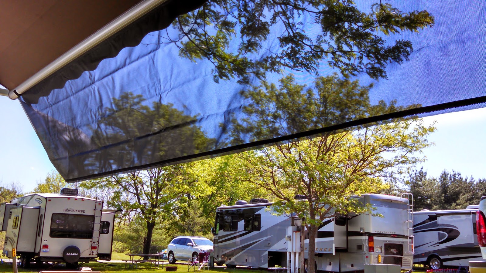 Rvupgrades Blog The Carefree Of Colorado Ez Zipblocker Is The Perfect Rv Awning Accessory