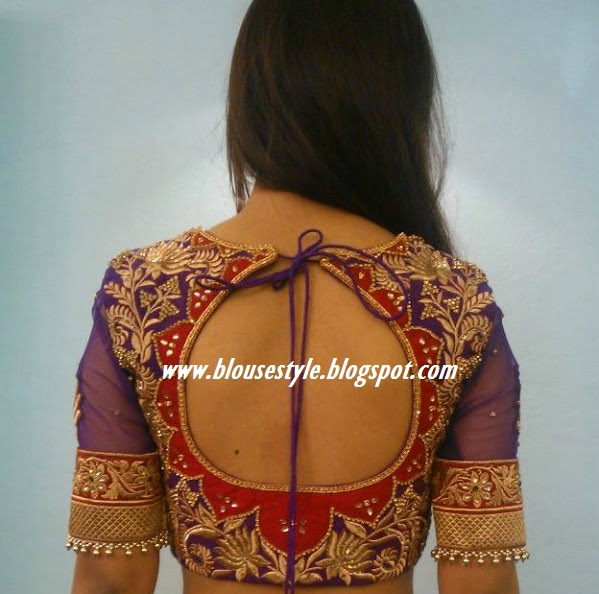 KNOT TYPE BACK BLOUSE
