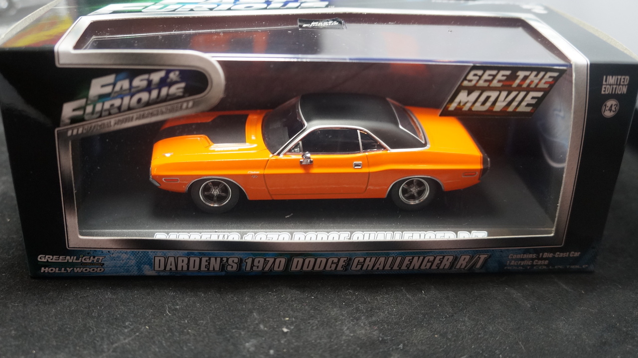Greenlight Collectibles Darden's 1970 70 Dodge Challenger R/T (Orange