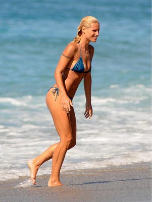 Vanessa Hudgens and Ashley Tisdale bikini Michelle Hunziker bikini