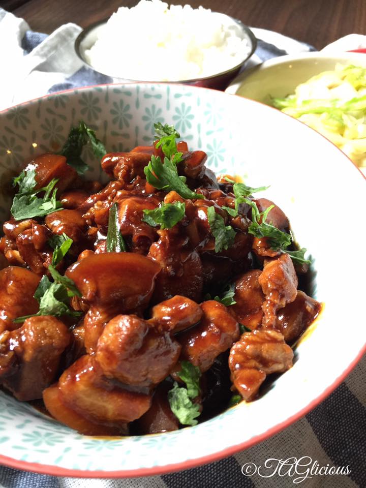 Dark soy sauce pork belly by Grace Tan