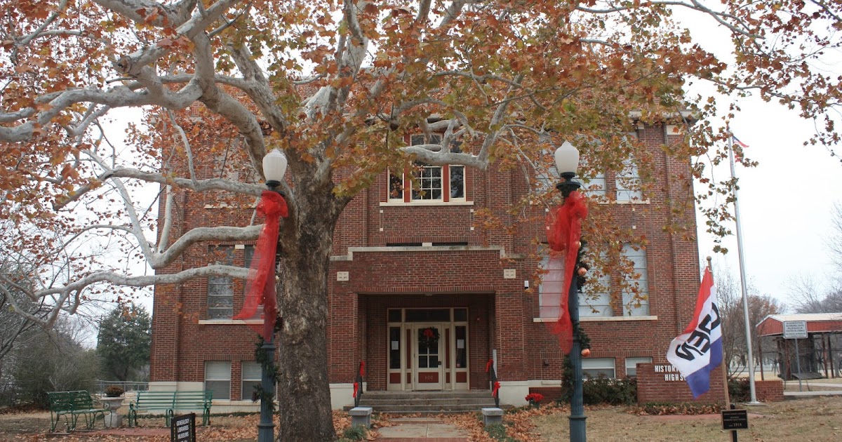 Lone Star Historian Hubbard