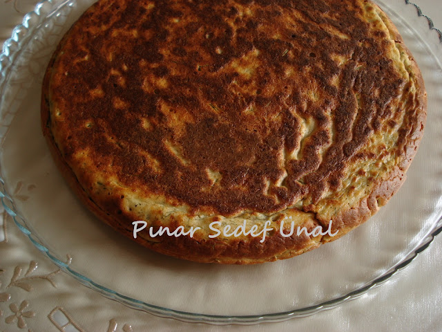 PINAR SEDEF ÜNAL TEFLON TAVADA PEYNİRLİ OTLU TUZLU KEK