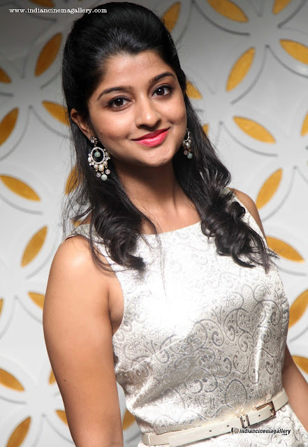 Aishani Shetty Actress photos in Rocket Kannada film Aishani Shetty Actress photos in Rocket Kannada film
