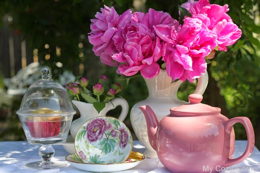 My Cozy Corner Peony Tea Time