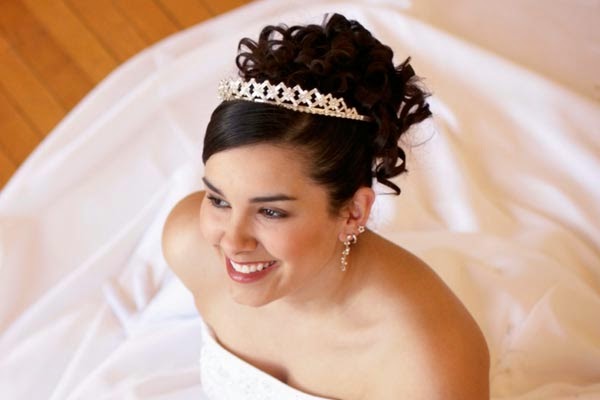 Besondere Quinceanera Frisur Fur Sie Densido