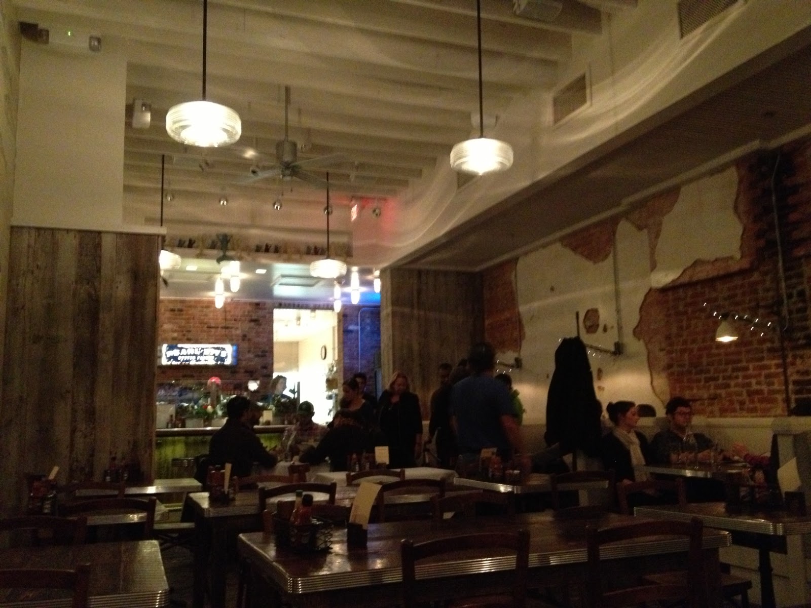 Two DC Pearl Dive Oyster Palace