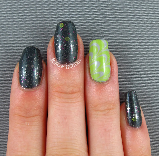 Sturm und Drang: lightbox CFL light