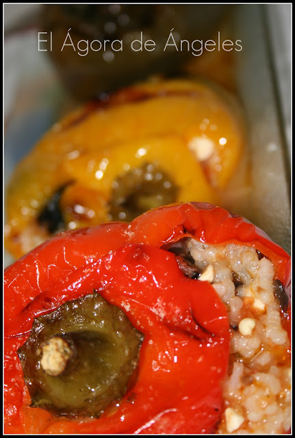 Pimientos Rellenos De Arroz