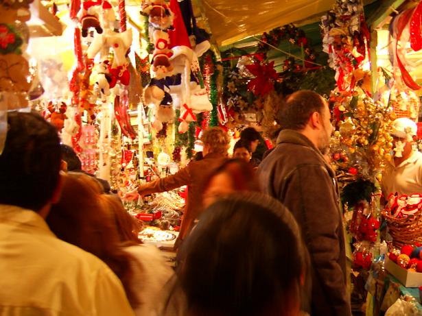 Deshilachado: Guest post: Navidad en México / Christmas in Mexico