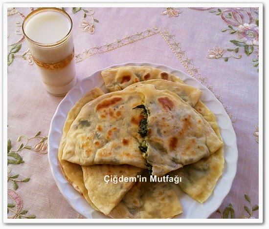 Çiğdem�in Mutfağı ıspanaklı sac böreği