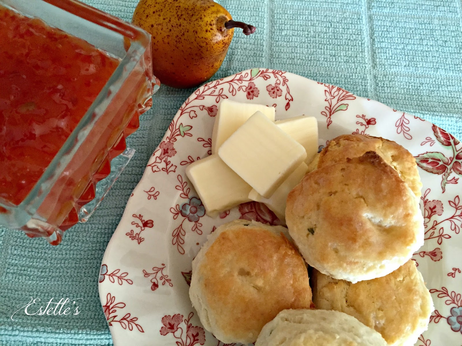 Estelle's CHARLESTON BISCUITS....REMEMBER......."IT'S NOT LADYLIKE TO EAT A BIG BISCUIT!"