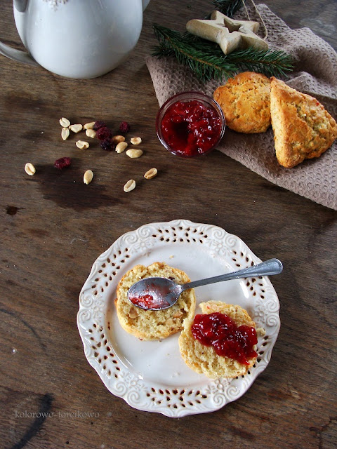 scones z bakaliami