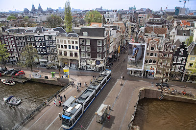 tram%2BAmsterdam.jpg