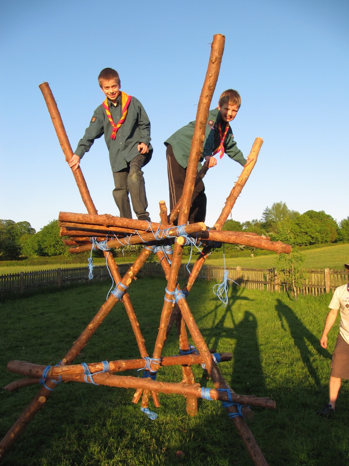 1st Meriden Scouts Pioneering Tripod Tower