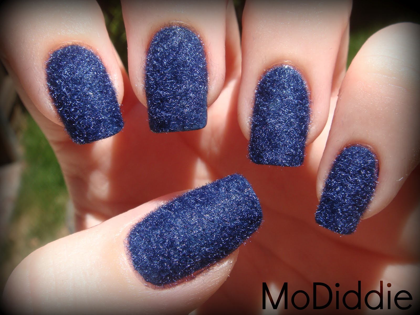 MoDiddie DIY 3D VELVET/SWEATER NAILS!