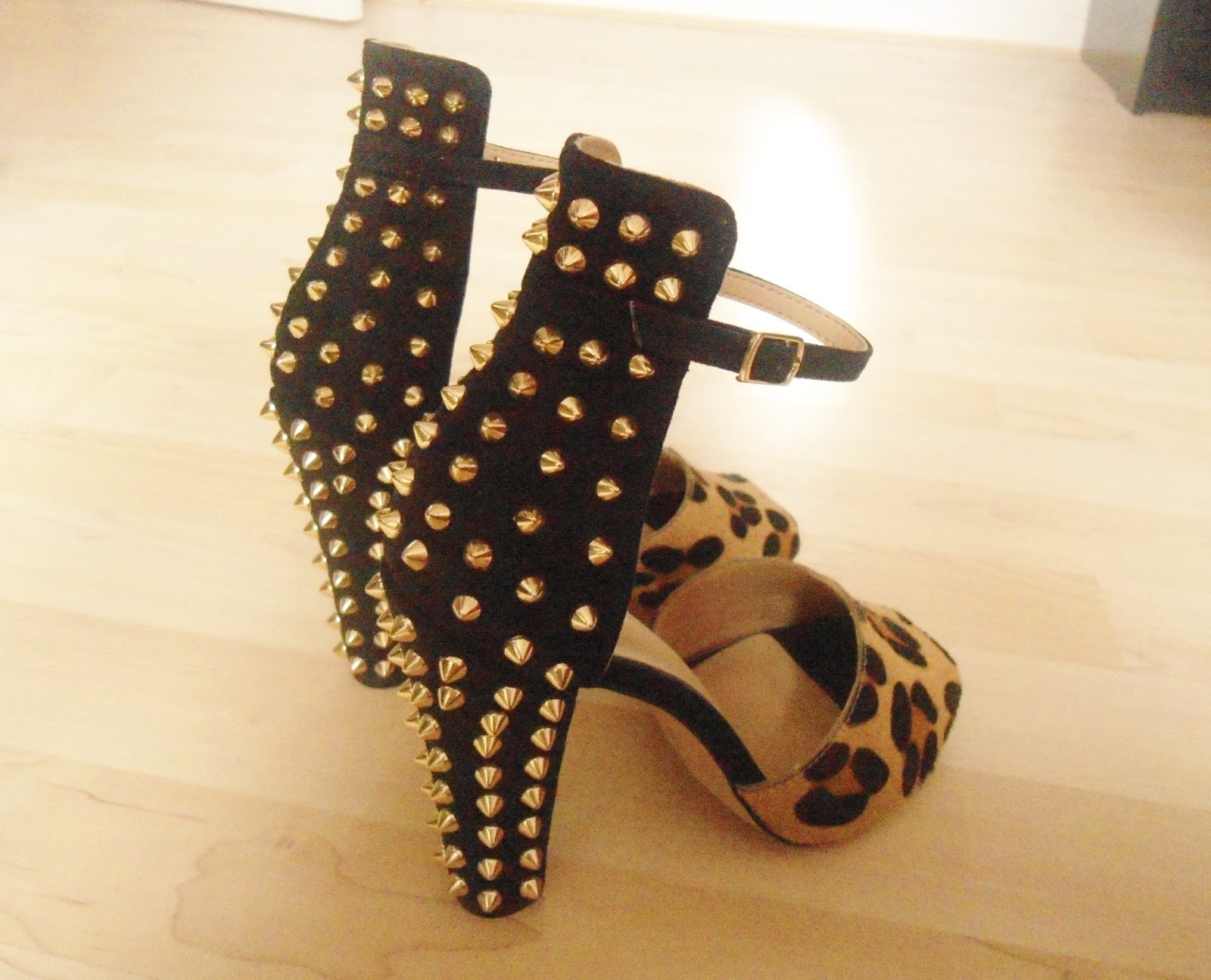 chaussure leopard zara