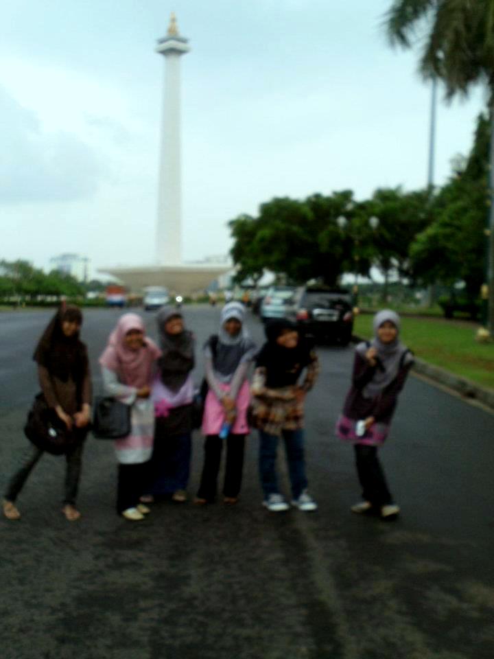 Monas