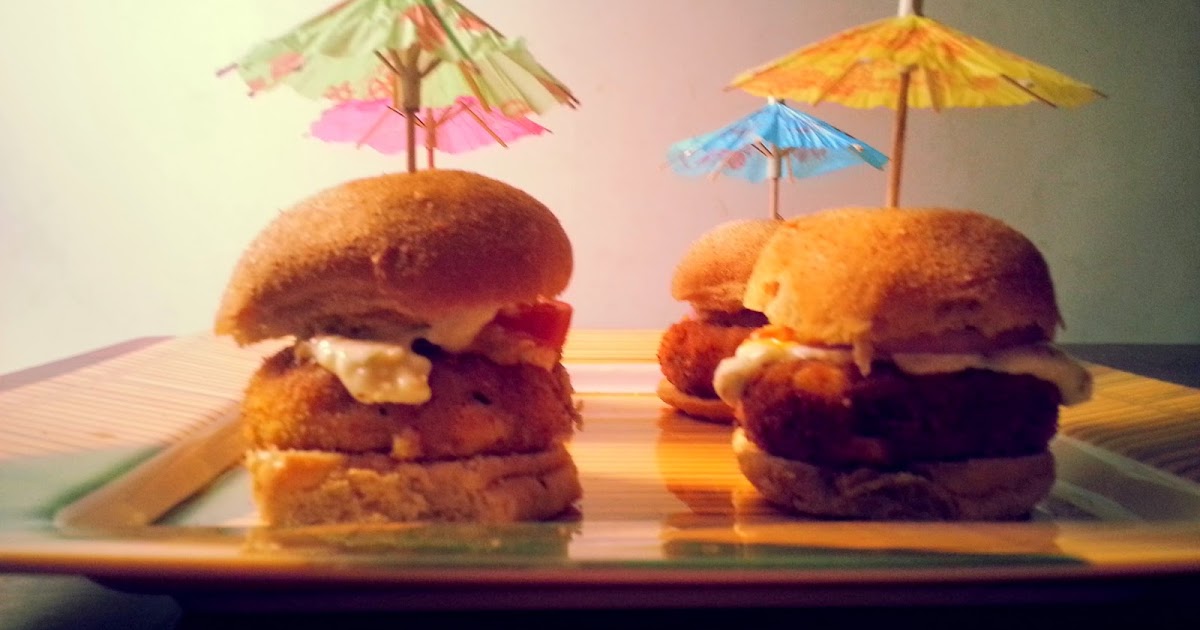 Sav's Kitchen Cocktail Mini Burgers