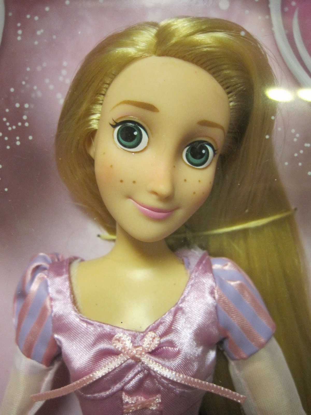 Never Grow Up A Mom's Guide to Dolls and More Disney Store 2014
