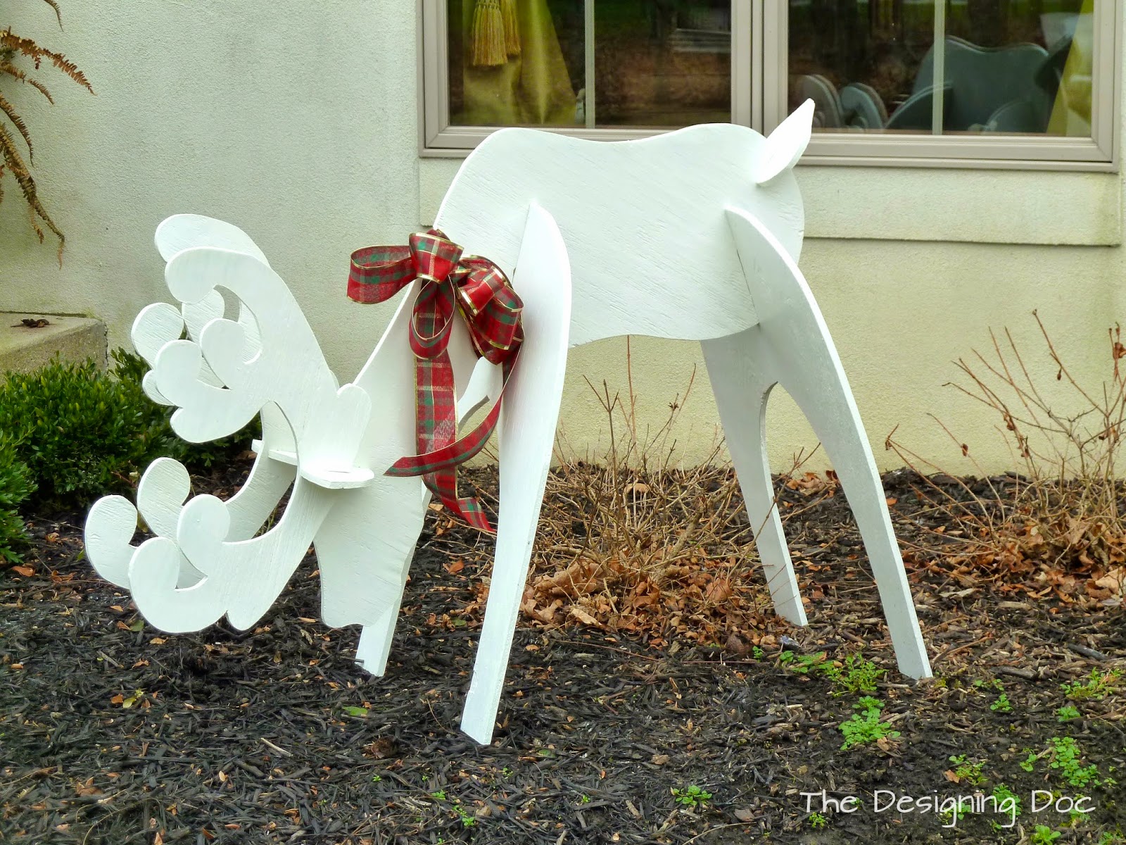 The Designing Doc DIY White Wooden Christmas Reindeer