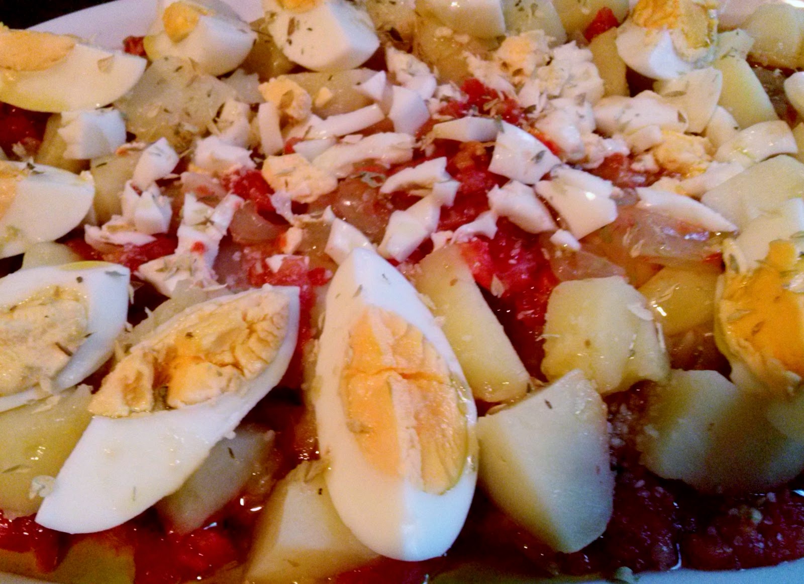 Ensalada De Patatas Y Tomates Asados