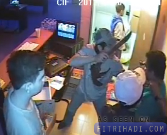 Video Perompak remaja Ganas Bawah Umur Merompak Cyber Cafe Video Perompak remaja Ganas Bawah Umur Merompak Cyber Cafe