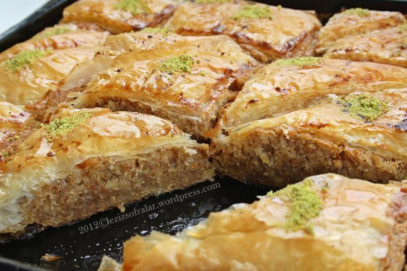 Medi Mutfakta KEKLI BAKLAVA (HAZIR YUFKA ILE)