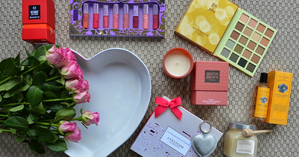 Valentine's Day Gift Guide | Blog Me Beautiful