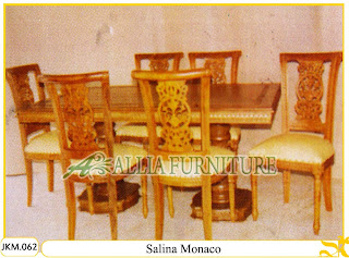 Kursi dan Meja Makan Ukiran Kayu Jati Salina Monaco Kursi dan Meja Makan Ukiran Kayu Jati Salina Monaco