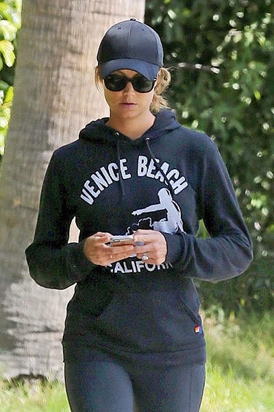 stacy keibler engagement ring stacy keibler showed an engagement ring news 4y stacy keibler engagement ring stacy keibler showed an engagement ring news 4y