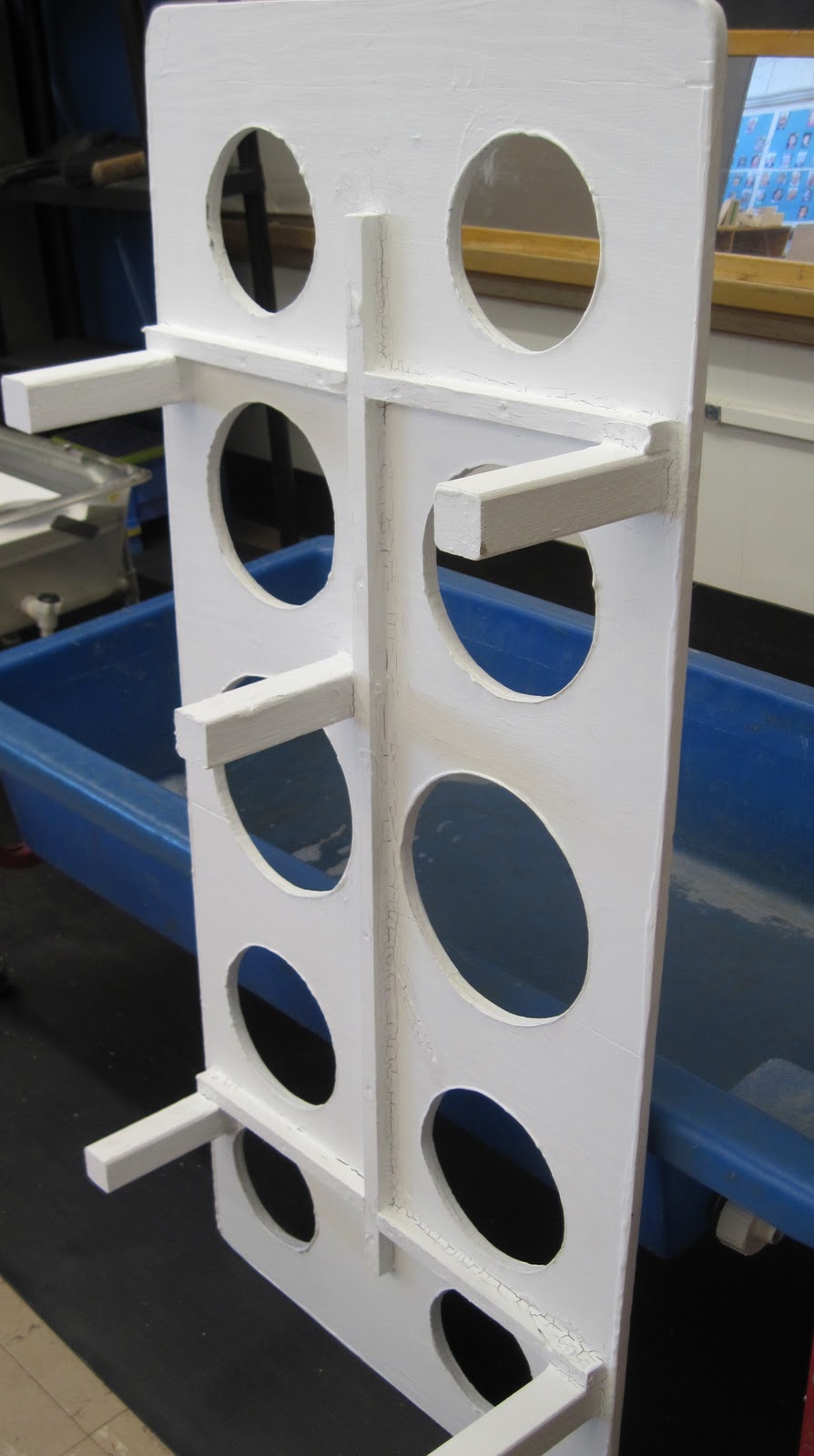 SAND AND WATER TABLES TABLE COVERING WITH HOLES