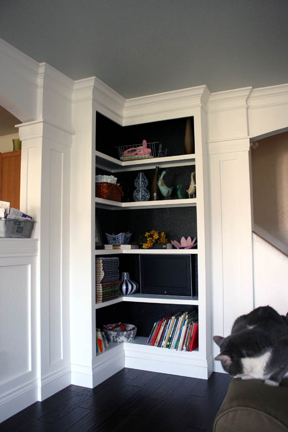 Remodelaholic PR 2 Painting the Bookcase Interiors Black!