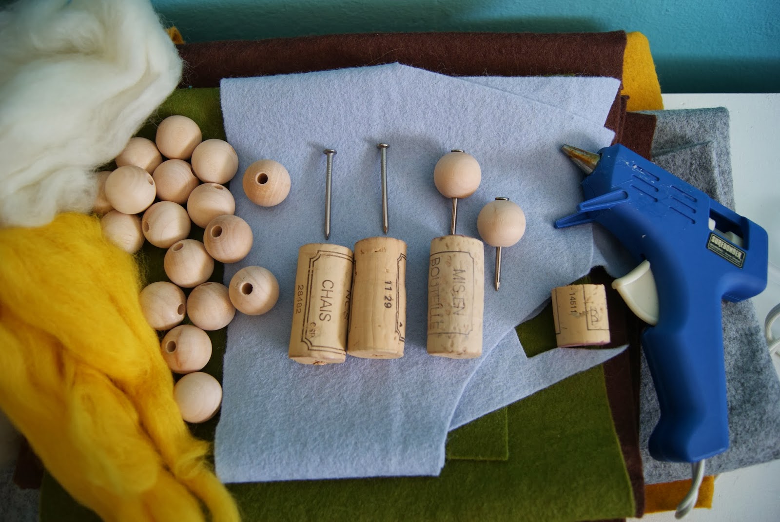 nest full of eggs Homemade Christmas Crèche