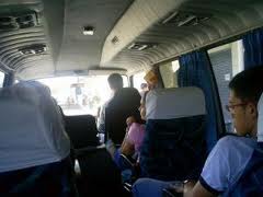 Wisata Liburan Jalan Jalan Baraya Travel Jakarta Fasilitas Standar Trayek Jakarta Bandung