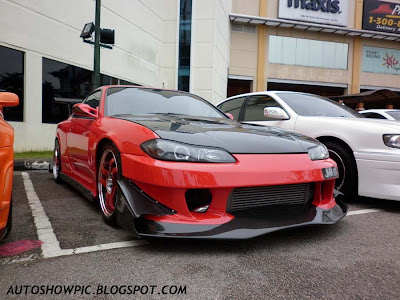 Here is an modified Nissan Silvia S15 with full bodykit