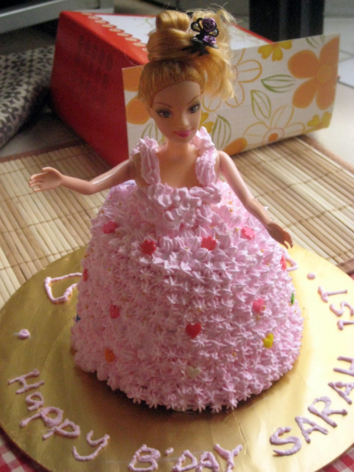 * Hommy Cakes and Desserts 蛋糕甜点烘焙坊 *: ~~ Barbie Doll Cake 芭比娃娃蛋糕~~