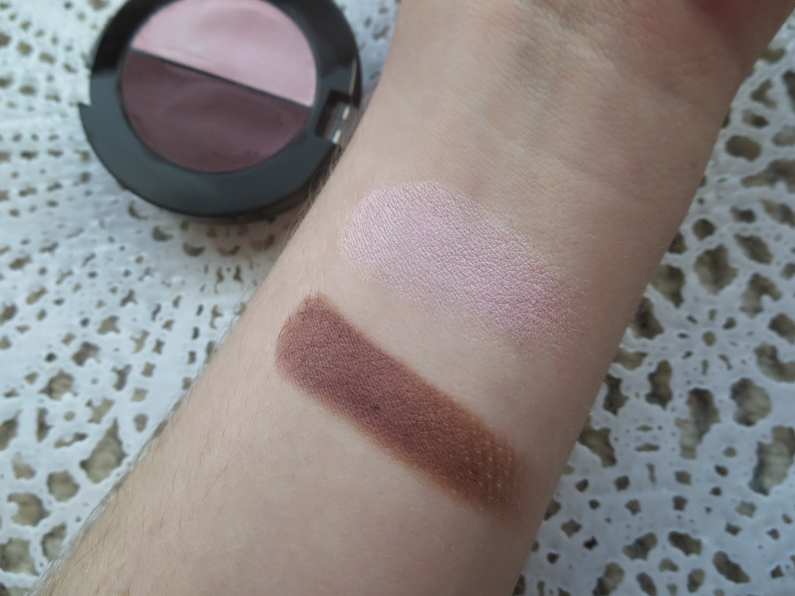 picture of Maybelline Color Molten in Rose Haze (hard swatch/build up)
