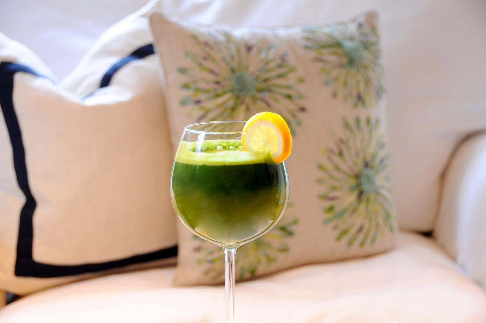 deliciously organized good morning {with green juice}