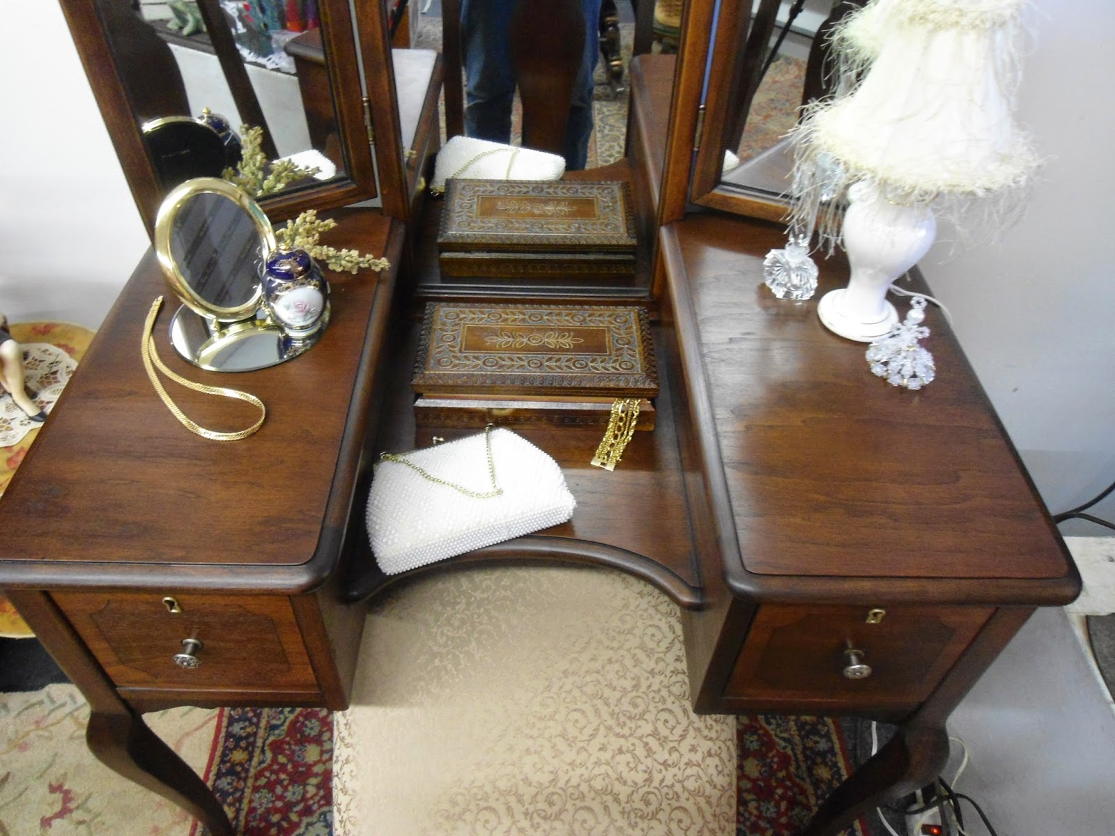 Phoebes Hidden Treasures Antiques and Collectibles Blog