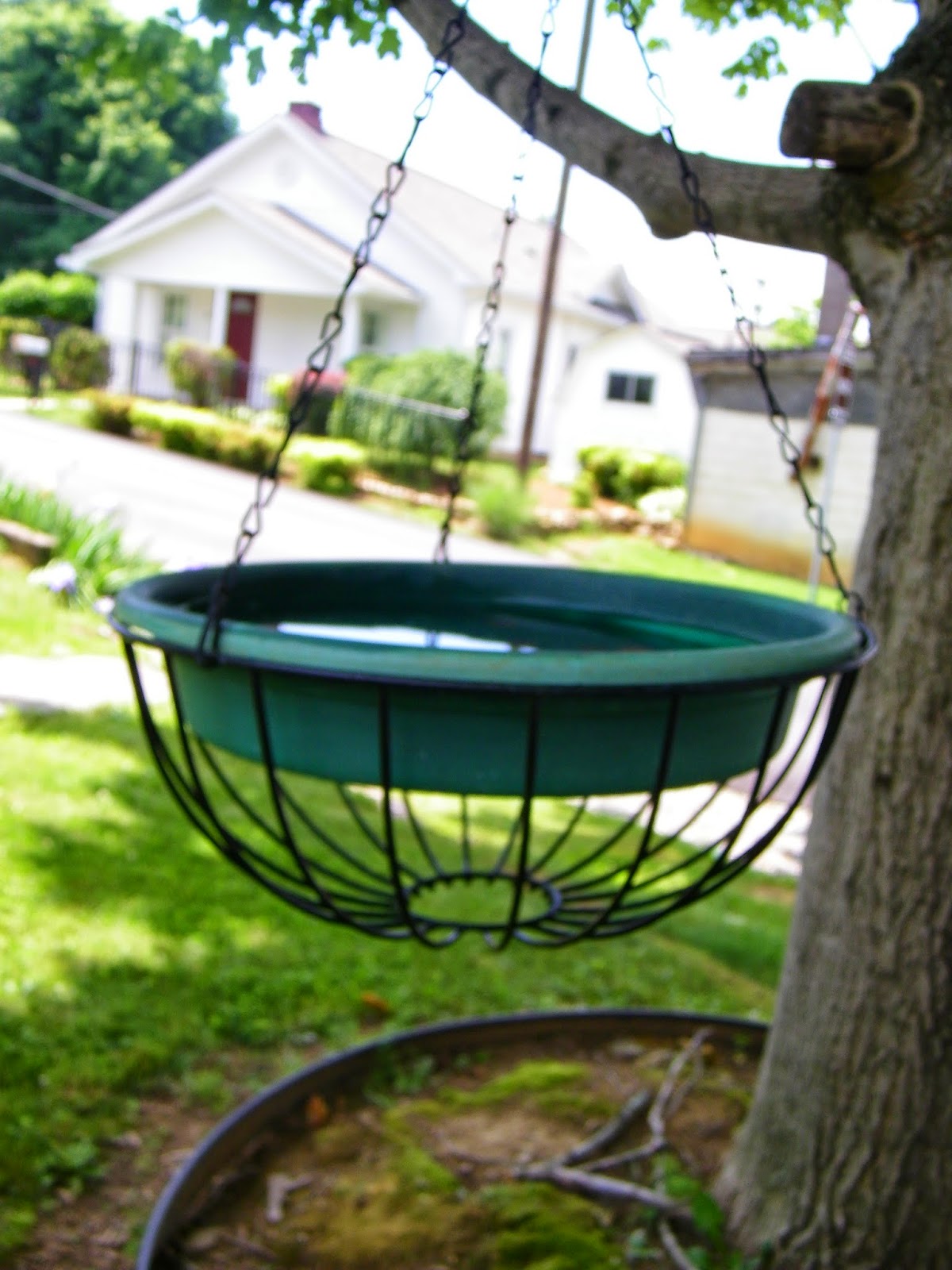 Eclectic Momma DIY Bird Bath