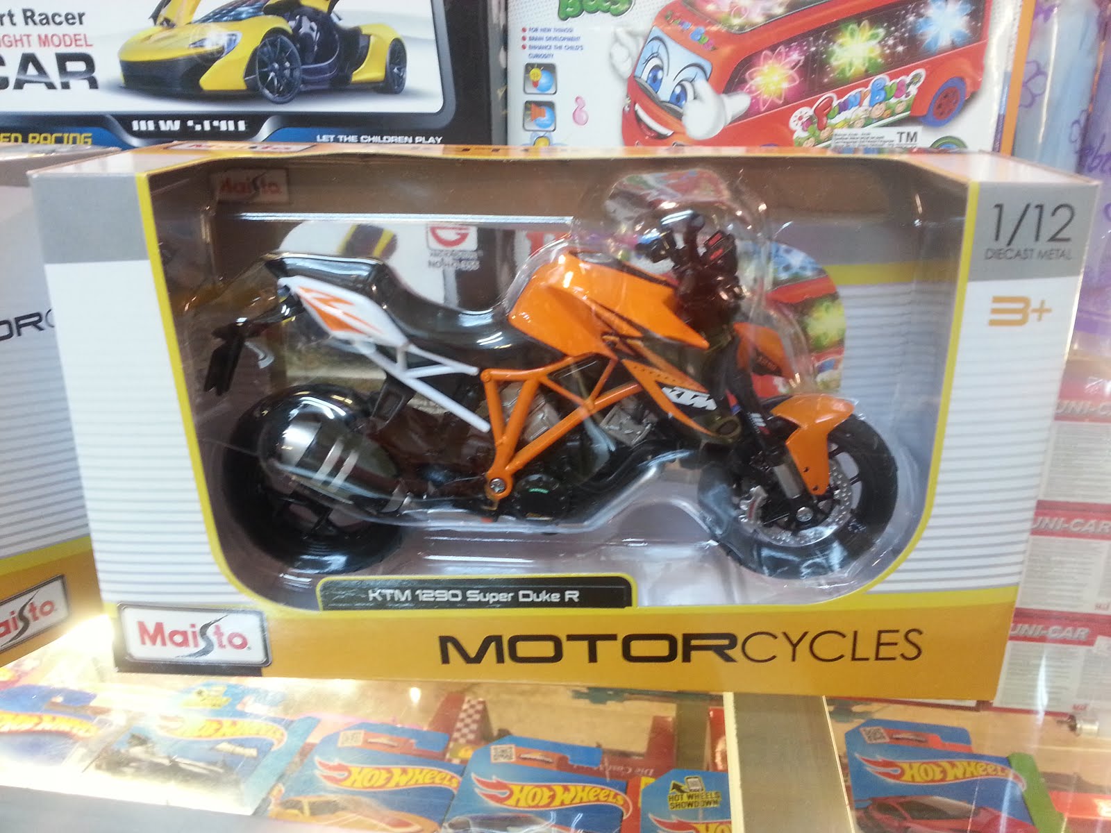 Maisto 1:12 KTM SuperDuke