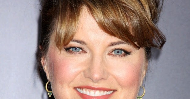 Lucy Lawless: Lucy Lawless day, happy birthday!