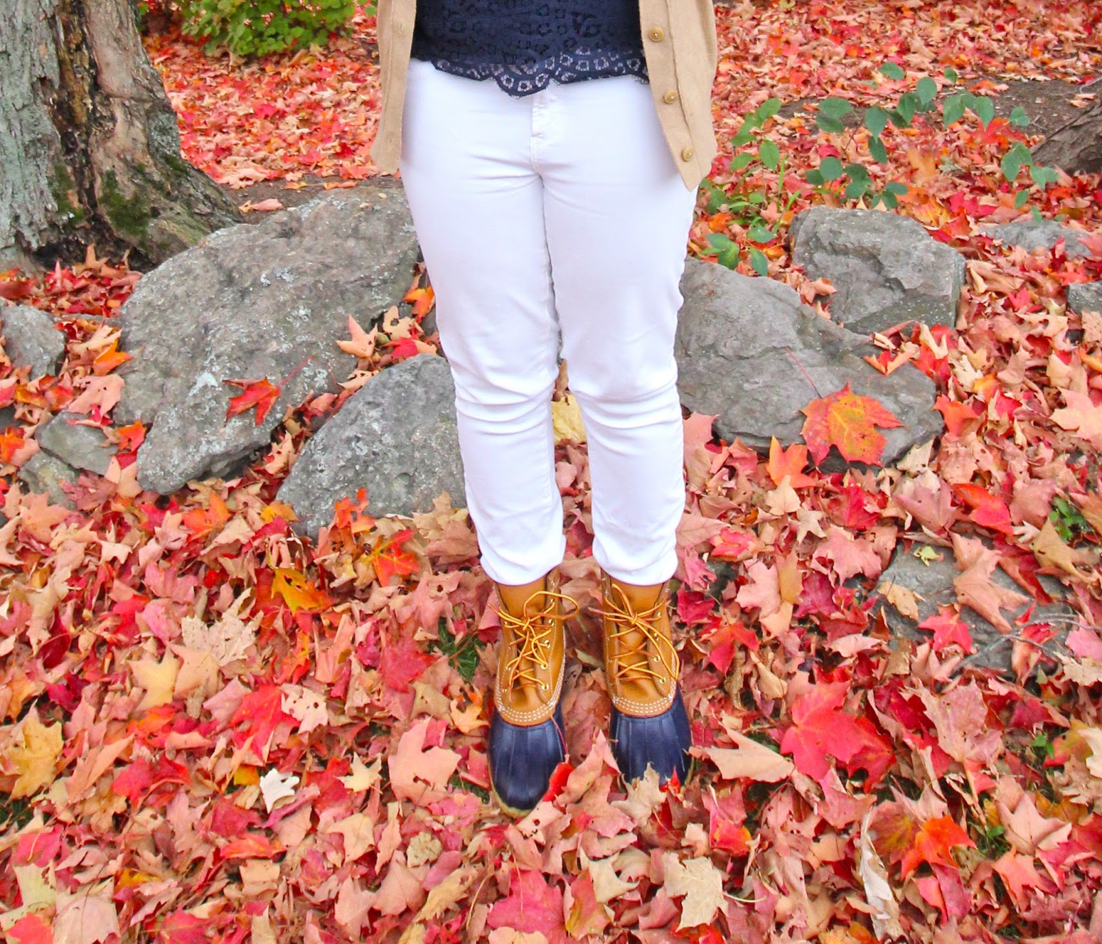 Making Restorations White Jeans & Bean Boots