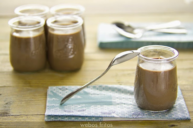 Vasitos-de-crema-chocolate-webos-fritos