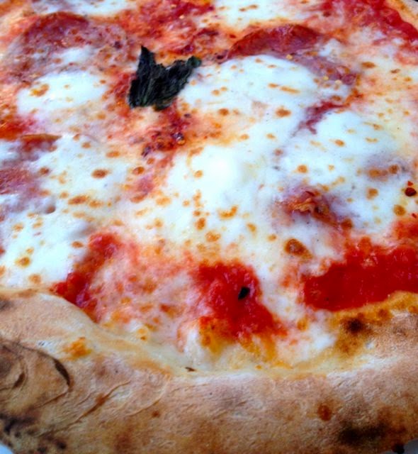 Pizza in Capri (Lo Sfizio}